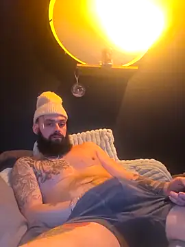 Snapshot of BigDonnyBig chatting on 02-12-26, 01:33 BigDonnyBig online show from 02-12-26, 01:33