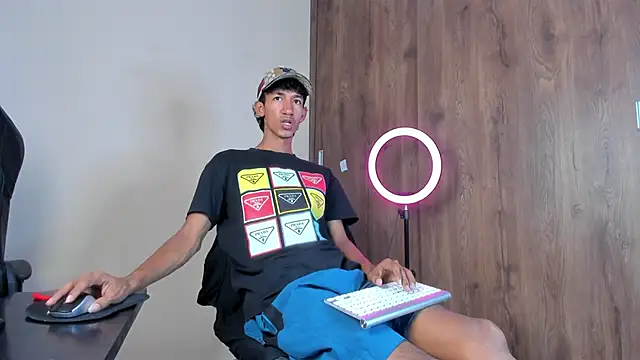 Snapshot of neitan_miller_ chatting on 02-14-26, 03:09 neitan miller online show from 02-14-26, 03:09