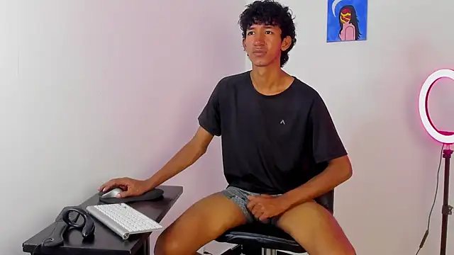 neitan miller  online show from 05-14-26, 06:42