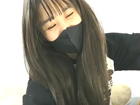 Snapshot of Dau_123 chatting on 03-08-26, 04:16 Dau 123 online show from 03-08-26, 04:16