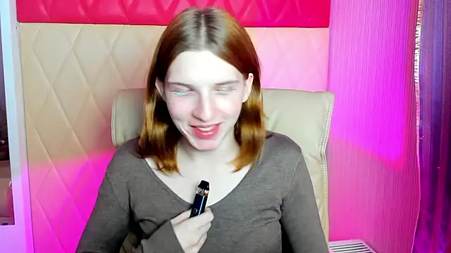 Snapshot of AlicexPrincess chatting on 03-23-26, 04:38 AlicexPrincess online show from 03-23-26, 04:38