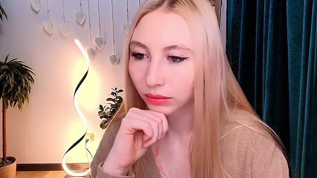 Snapshot of AshLinks_ chatting on 01-08-26, 10:28 AshLinks online show from 01-08-26, 10:28