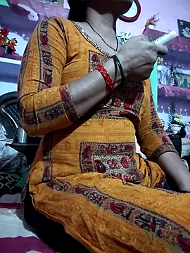 Snapshot of Nilam_cute chatting on 03-16-26, 02:43 Nilam cute online show from 03-16-26, 02:43