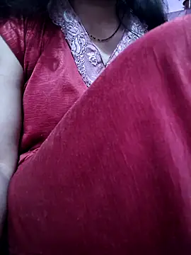 Snapshot of Nilam_cute chatting on 03-24-26, 05:56 Nilam cute online show from 03-24-26, 05:56