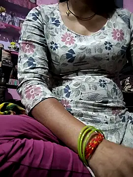 Snapshot of Nilam_cute chatting on 04-06-26, 06:42 Nilam cute online show from 04-06-26, 06:42