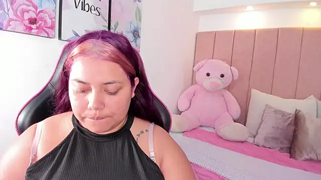 tatikanyx online show from 02-17-26, 04:46