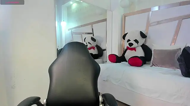tatikanyx online show from 06-25-26, 12:09