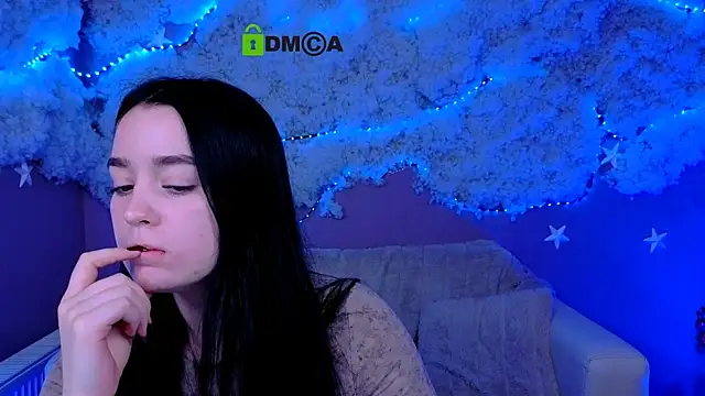 monica xcx online show from 05-19-26, 07:09