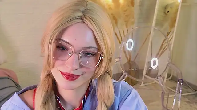 Yayaa Love online show from 03-15-26, 04:13