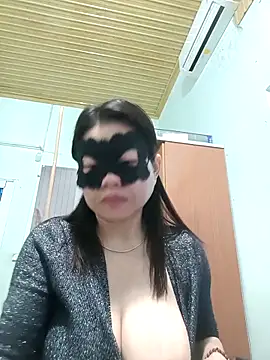 Snapshot of Hana2026 chatting on 03-24-26, 09:31 Hana2026 online show from 03-24-26, 09:31