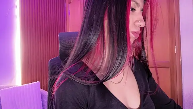 dulcetorresvg online show from 02-28-26, 03:07