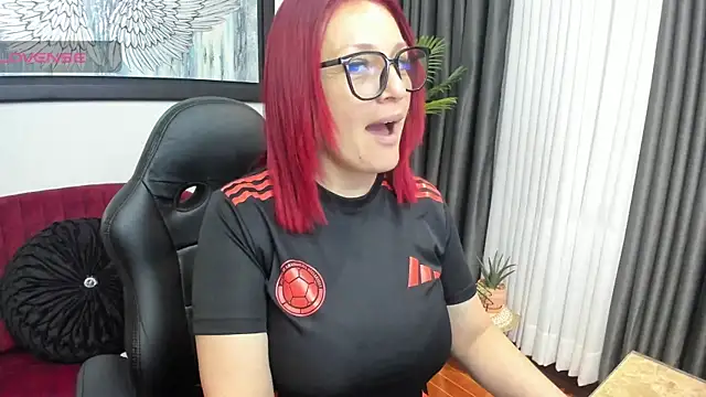 VictoriaPaker online show from 03-10-26, 11:37