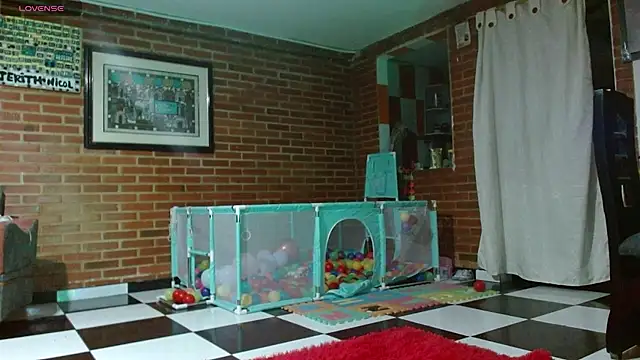 Lia rouse04 online show from 03-21-26, 09:36