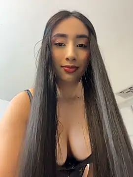 IvonneOwen online show from 06-22-26, 03:36