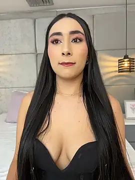 Snapshot of IvonneOwen chatting on 06-27-26, 03:00 IvonneOwen online show from 06-27-26, 03:00