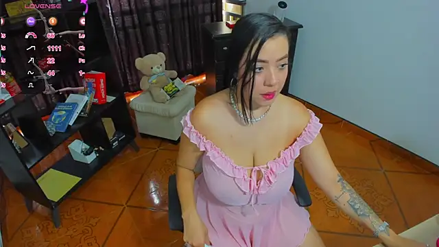 SophiiaRios  online show from 04-04-26, 01:19