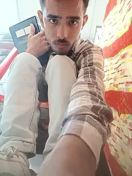 Rajkuma12345 online show from 01-12-26, 07:13