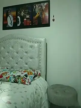 mariana santacoloma online show from 07-01-26, 01:40