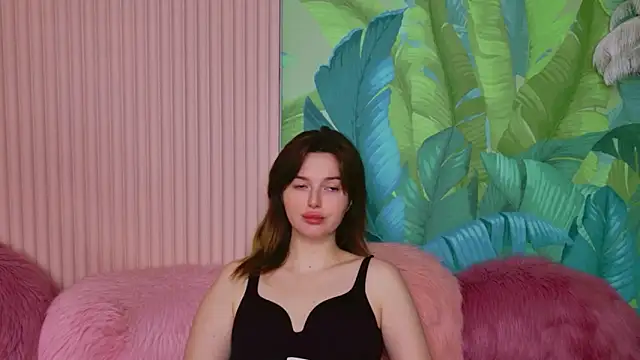 Karina Thorn online show from 02-13-26, 08:38