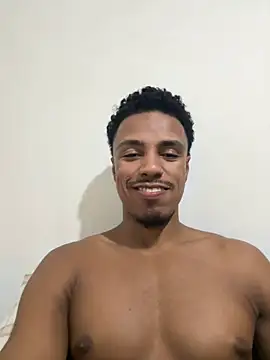 Snapshot of LorenzoBlack27 chatting on 06-06-26, 03:22 LorenzoBlack27 online show from 06-06-26, 03:22