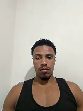 Snapshot of LorenzoBlack27 chatting on 06-10-26, 12:11 LorenzoBlack27 online show from 06-10-26, 12:11