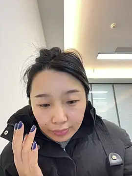 Qrooo online show from 01-15-26, 05:56