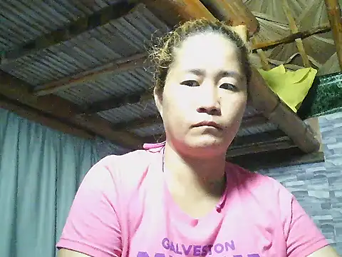 lovelyxxx88 online show from 01-12-26, 12:27