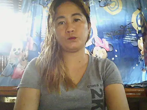 lovelyxxx88 online show from 02-15-26, 06:32