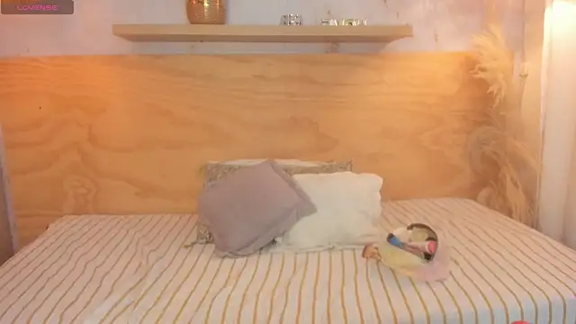 SamanthaKisss online show from 02-05-26, 02:16