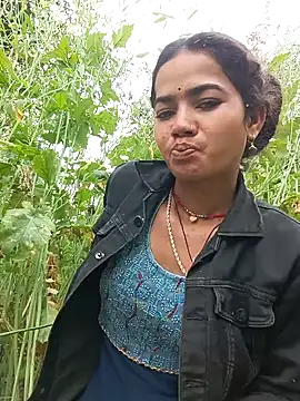 Jooli sakya online show from 01-18-26, 04:05