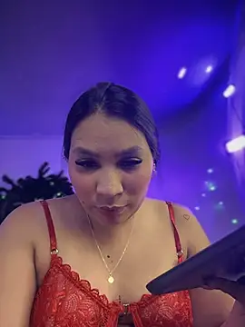 YaraXX1 online show from 02-10-26, 04:16