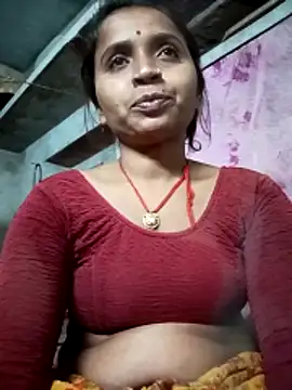 Snapshot of Hirdesh_sahu chatting on 04-16-26, 04:52 Hirdesh sahu online show from 04-16-26, 04:52
