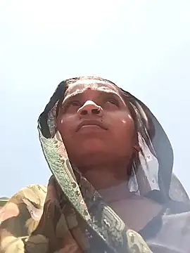 Snapshot of Hirdesh_sahu chatting on 04-21-26, 06:41 Hirdesh sahu online show from 04-21-26, 06:41