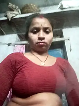 Snapshot of Hirdesh_sahu chatting on 05-17-26, 05:42 Hirdesh sahu online show from 05-17-26, 05:42
