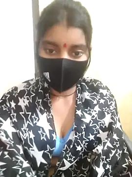 Erotic-Girl online show from 01-15-26, 04:33