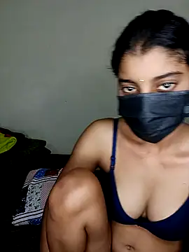 Snapshot of Erotic-Girl chatting on 06-19-26, 06:01 Erotic-Girl online show from 06-19-26, 06:01