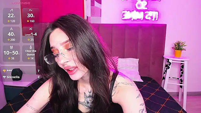 Snapshot of IvyDainty chatting on 06-24-26, 01:26 IvyDainty online show from 06-24-26, 01:26