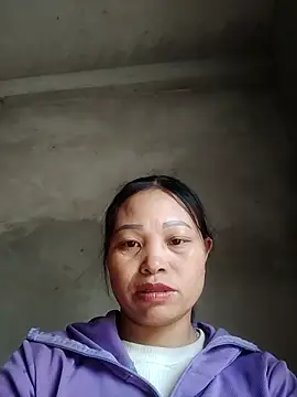 Snapshot of miray- chatting on 03-04-26, 09:04 miray- online show from 03-04-26, 09:04