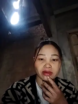 Snapshot of miray- chatting on 03-05-26, 01:12 miray- online show from 03-05-26, 01:12