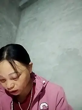 Snapshot of miray- chatting on 03-07-26, 08:39 miray- online show from 03-07-26, 08:39