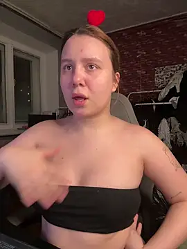 Snapshot of AnnaSeint chatting on 02-06-26, 06:11 AnnaSeint online show from 02-06-26, 06:11