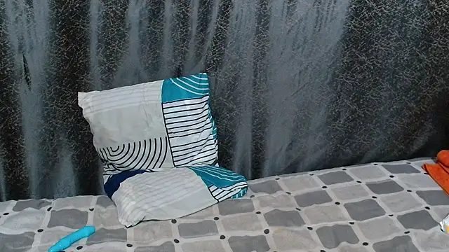 Snapshot of Amanda_April chatting on 02-13-26, 03:24 Amanda April online show from 02-13-26, 03:24