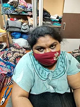misammahyd online show from 06-12-26, 08:57