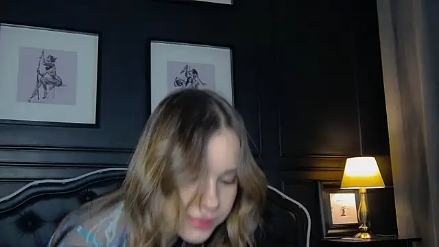 LiaVesper online show from 01-11-26, 05:23