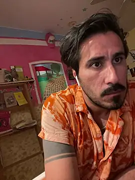 Snapshot of antondilorenzo chatting on 02-05-26, 07:35 antondilorenzo online show from 02-05-26, 07:35