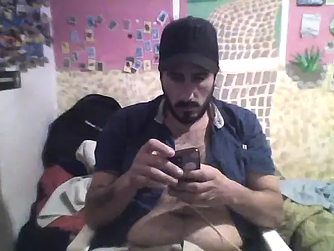 Snapshot of antondilorenzo chatting on 02-15-26, 01:20 antondilorenzo online show from 02-15-26, 01:20