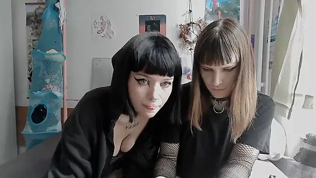 kicianiunia online show from 05-17-26, 03:52