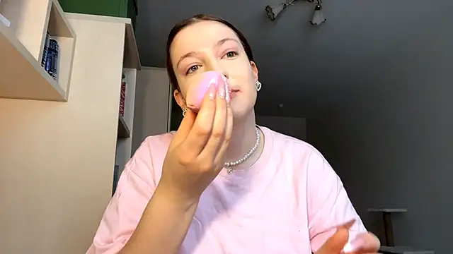 Snapshot of JammieMickiewicz chatting on 02-19-26, 08:10 JammieMickiewicz online show from 02-19-26, 08:10