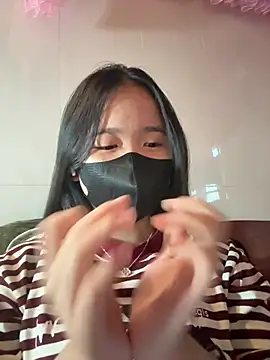 Gwen879 online show from 01-13-26, 01:22