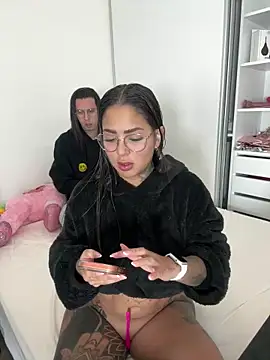 Snapshot of maferalvarexxx chatting on 05-02-26, 11:32 maferalvarexxx online show from 05-02-26, 11:32